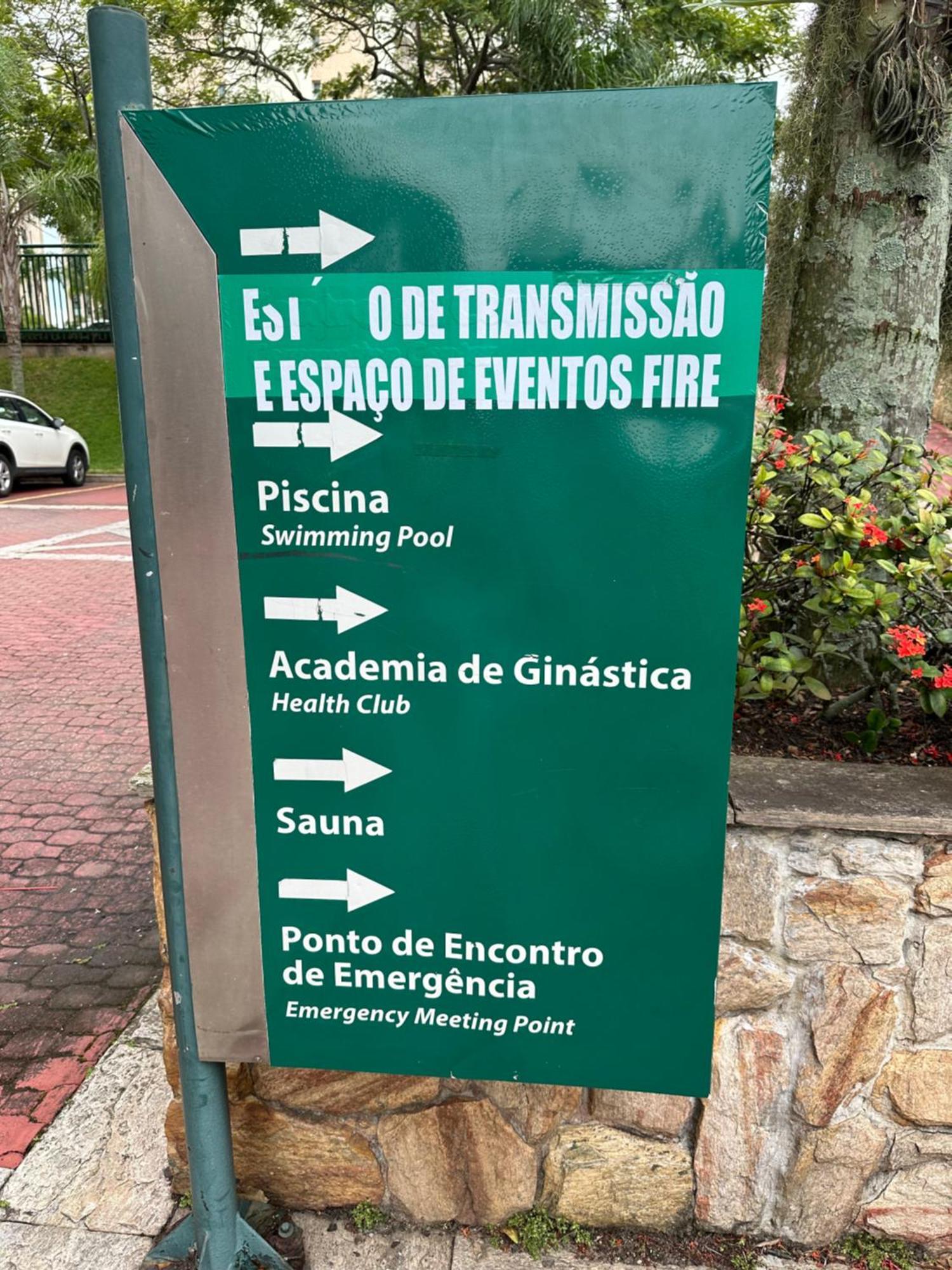 ריו דה ז'ניירו Flat Com Vista Panoramica -15- Na Barra Da Tijuca - Estacionamento Gratuito - Frigobar - Ar Condicionado - Piscina - Academia - Balsa Para Praia Gratis - Varanda - Vista Parcial Mar E Lagoa מראה חיצוני תמונה