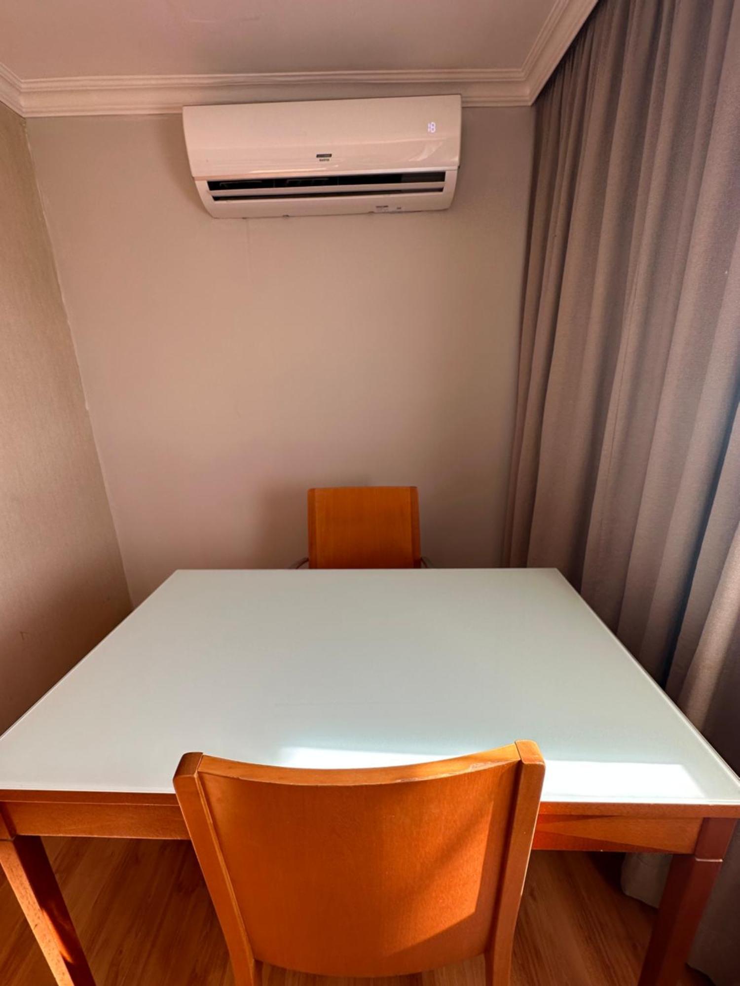 ריו דה ז'ניירו Flat Com Vista Panoramica -15- Na Barra Da Tijuca - Estacionamento Gratuito - Frigobar - Ar Condicionado - Piscina - Academia - Balsa Para Praia Gratis - Varanda - Vista Parcial Mar E Lagoa מראה חיצוני תמונה